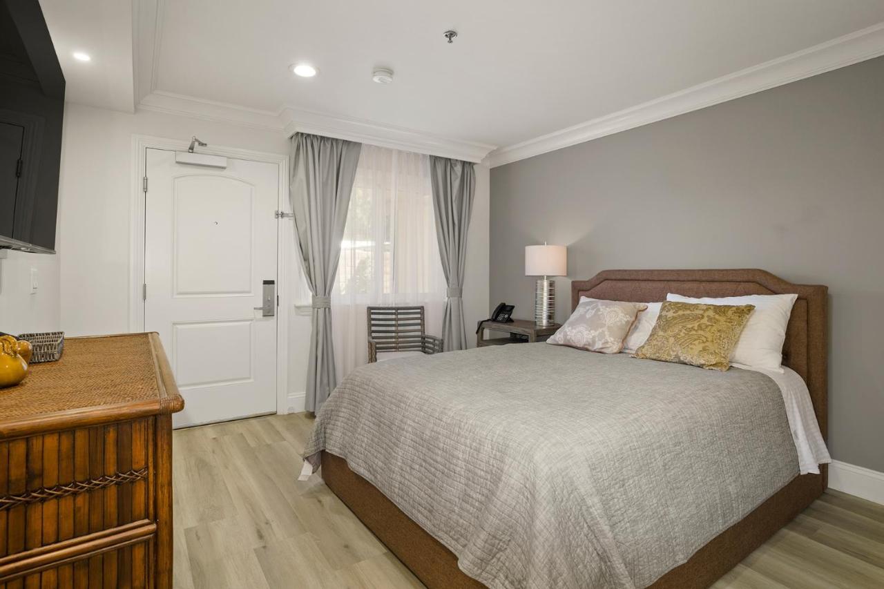 Hotel Huntington