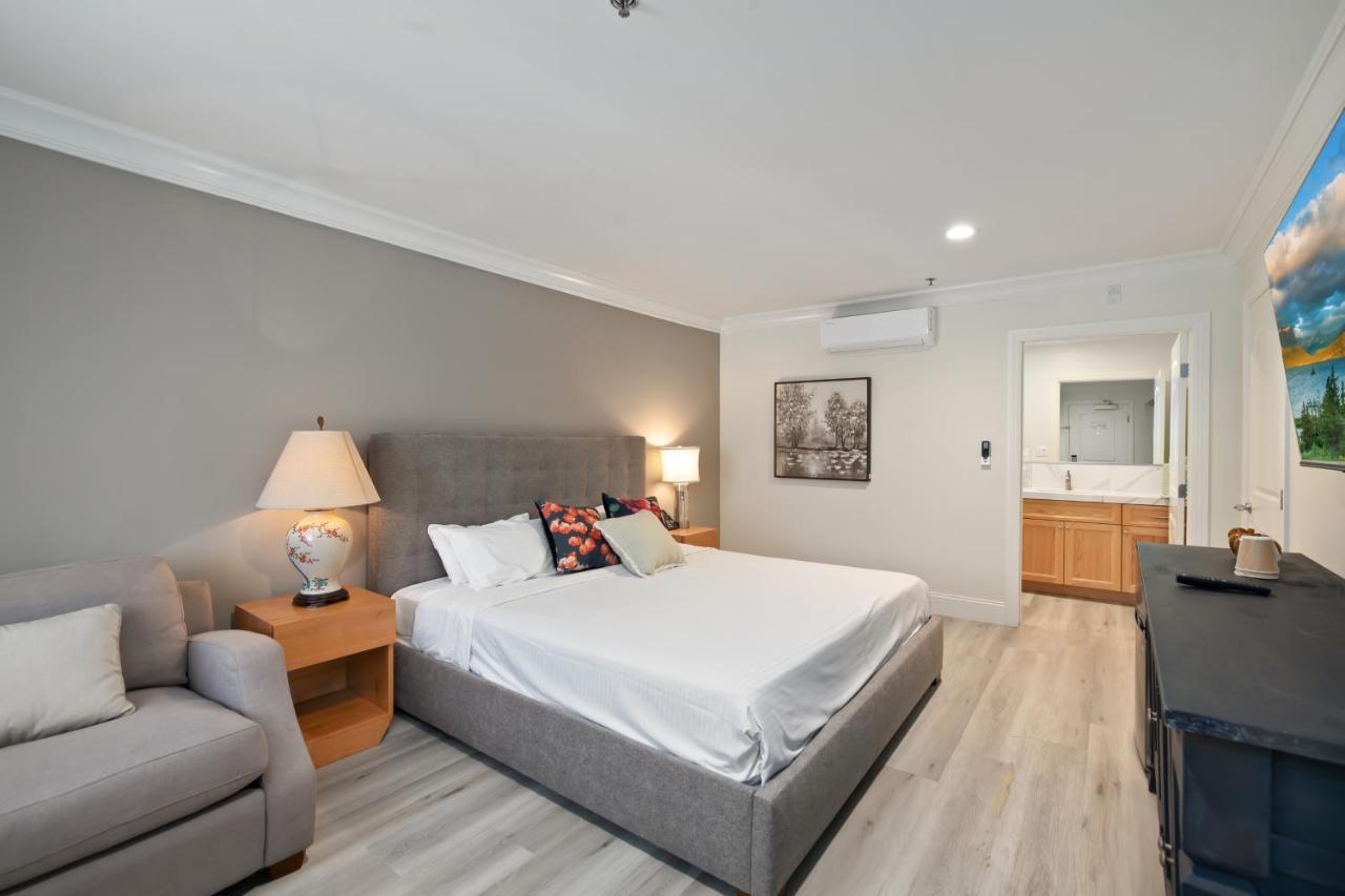 Hotel Huntington *